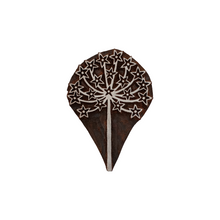Load image into Gallery viewer, Allium flower wood block