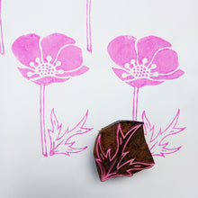 Load image into Gallery viewer, Anemone leaf wood block