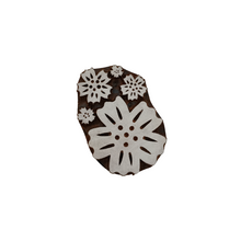 Load image into Gallery viewer, Primrose flower wood block