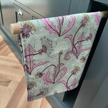 Load image into Gallery viewer, Dandelion tea towel