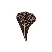 Load image into Gallery viewer, Achillea flower wood block
