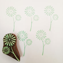 Load image into Gallery viewer, Daisy flower wood block
