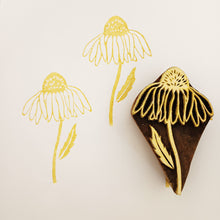 Load image into Gallery viewer, Echinacea flower (outline) wood block
