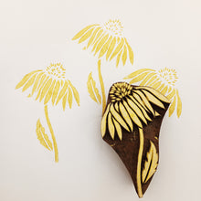 Load image into Gallery viewer, Echinacea flower (solid) wood block

