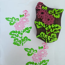 Load image into Gallery viewer, Kinpu flower wood block
