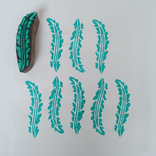 Load image into Gallery viewer, Kutch leaf wood block
