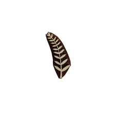 Load image into Gallery viewer, Leaf 3 wood block
