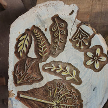 Load image into Gallery viewer, Leaf 1 wood block
