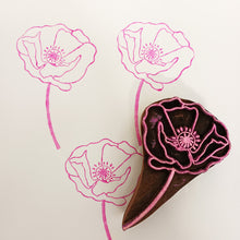Load image into Gallery viewer, Poppy flower wood block
