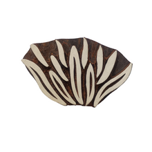Load image into Gallery viewer, Sea fig leaves wood block
