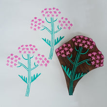 Load image into Gallery viewer, Valerian flower wood block
