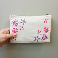 Load image into Gallery viewer, Floral zip bag wood block printing kit
