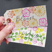 Load image into Gallery viewer, Wood block printing for stationery
